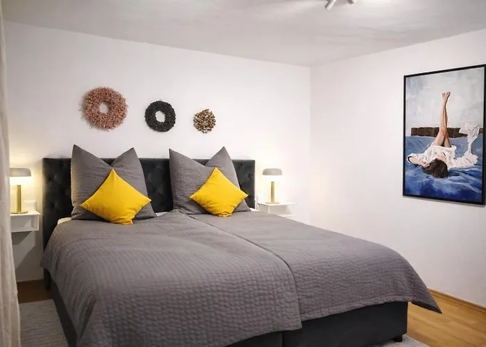 Dengg Down Town Apartment